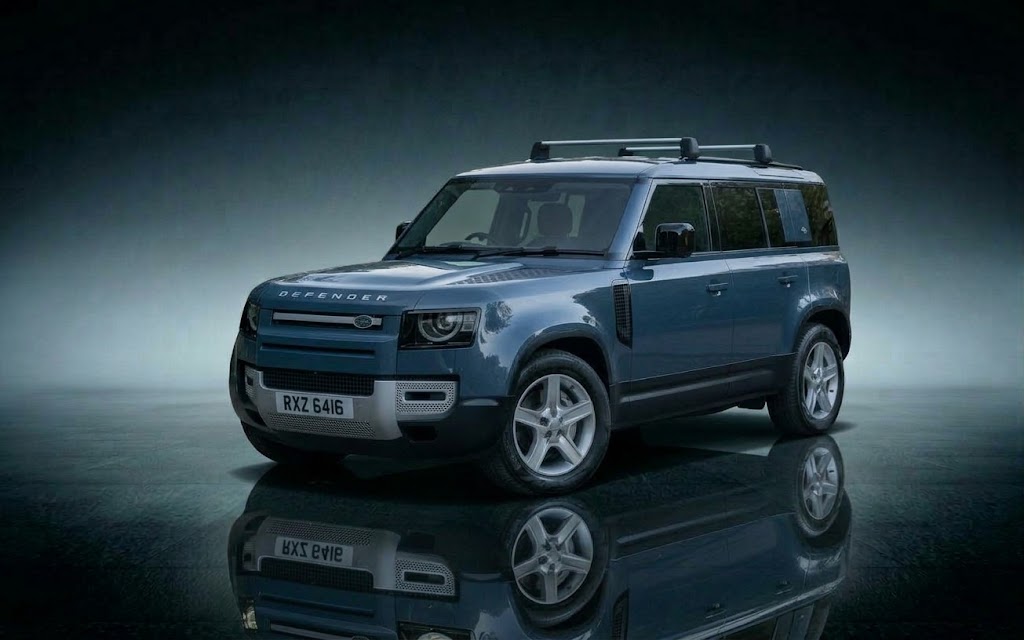 Land Rover Defender 7 seats